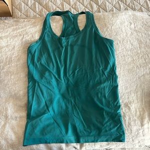 Lululemon x Barry’s Swiftly Tech Racerback, Size 6
